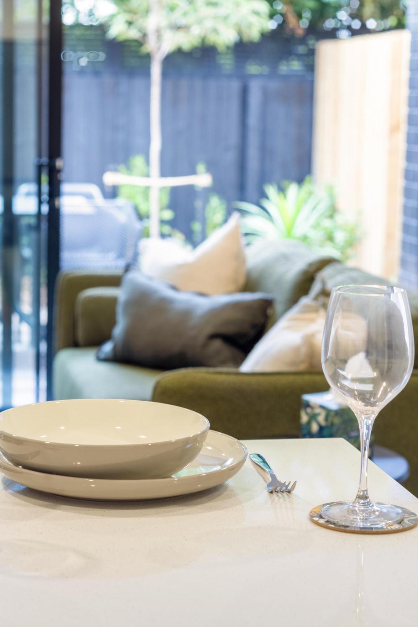 Merivale Gem: 2Br Townhouse Oasis Christchurch Buitenkant foto